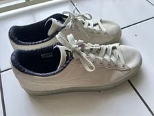 Puma X Casper the Friendly Ghost Glow in the Dark No Box 4