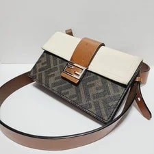 Fendi — Fendi Baguette Slim From Jp — Handbag — resale