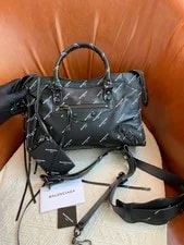 Balenciaga — Balenciaga Classic City Normal Size Top Handle Crossbody — Handbag — resale