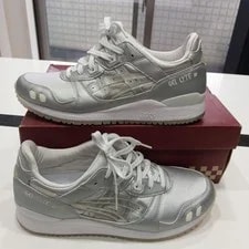 9.0US Asics Gel Lyte III 27 Size 2