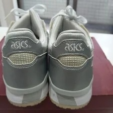 9.0US Asics Gel Lyte III 27 Size 4
