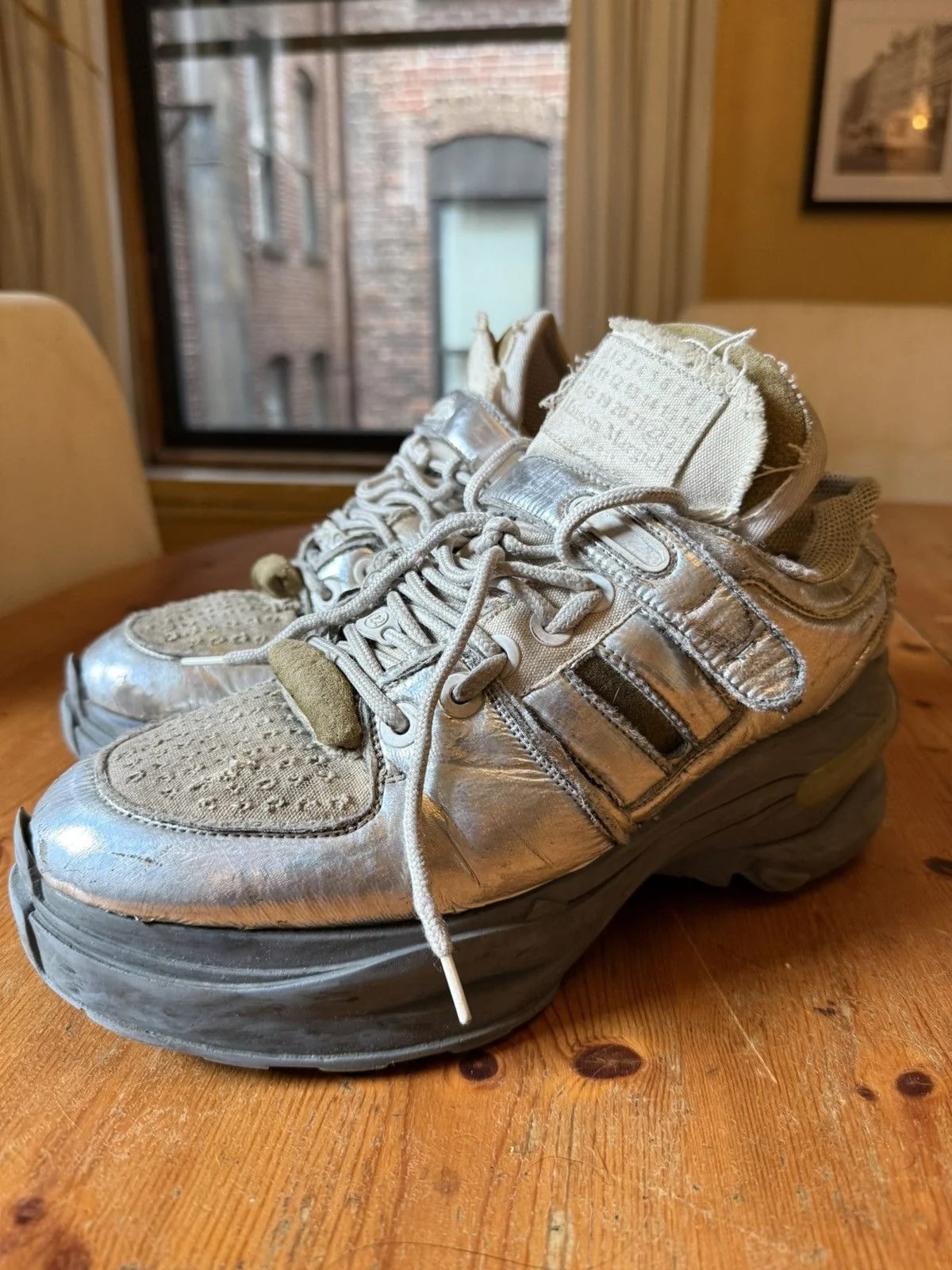Maison Margiela — Maison Margiela Distressed Fusion EU 41 — Sneaker — resale