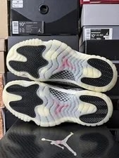 Size 10.5 - Jordan 11 Retro Low 2019 4