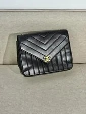 Chanel Chevron Flap GHW 4