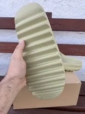 Yeezy Slides Resin 2