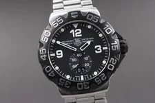 TAG Heuer Formula 1 Grand Date WAH1010 Small Second Quartz w/Box 2