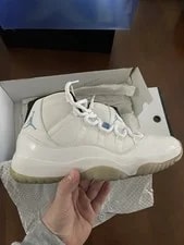 Jordan Air 11 Retro Legend / / Mid Top 378037-117 4