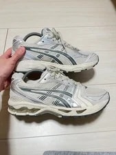 7.5US Asics Gel-Kayano 14 /Dark 4