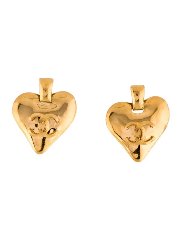 Chanel — CC Heart Clip-On — Jewelry — resale