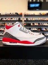 Jordan — Jordan 3 2022 — Sneaker — resale