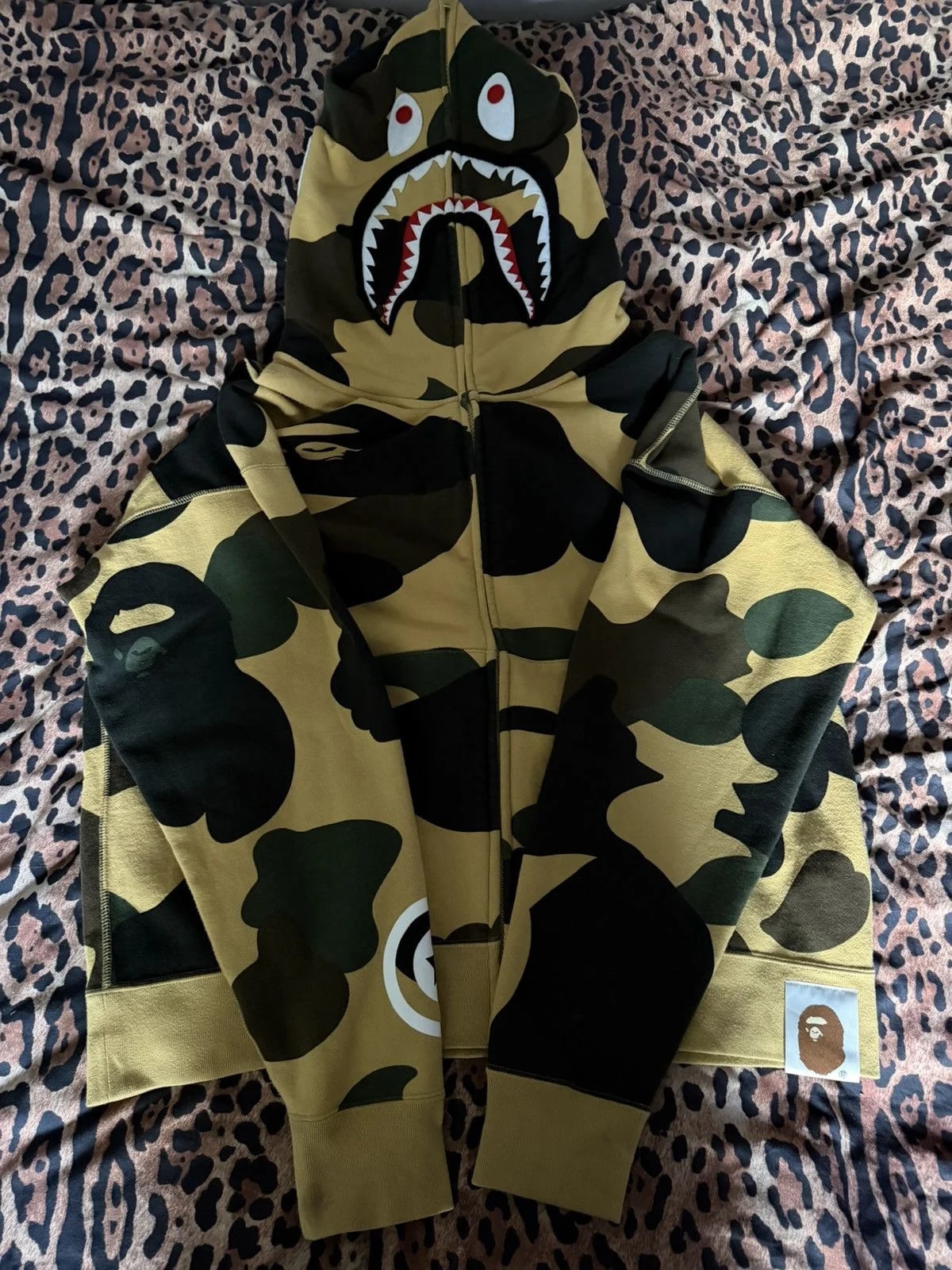 BAPE — Bape 1st Camo Giant Loose Fit Shark Hoodie — streetwear — resale
