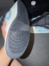 Size 10.5 - Air Jordan 1 SE Mid Chill 2