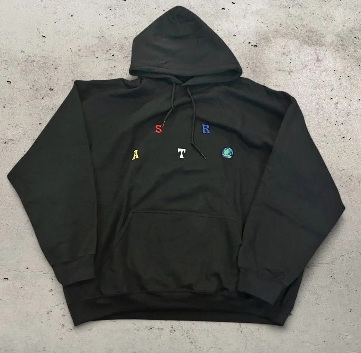 Travis Scott — Embroidered Astroworld Scattered Hoodie 2XL — streetwear — resale