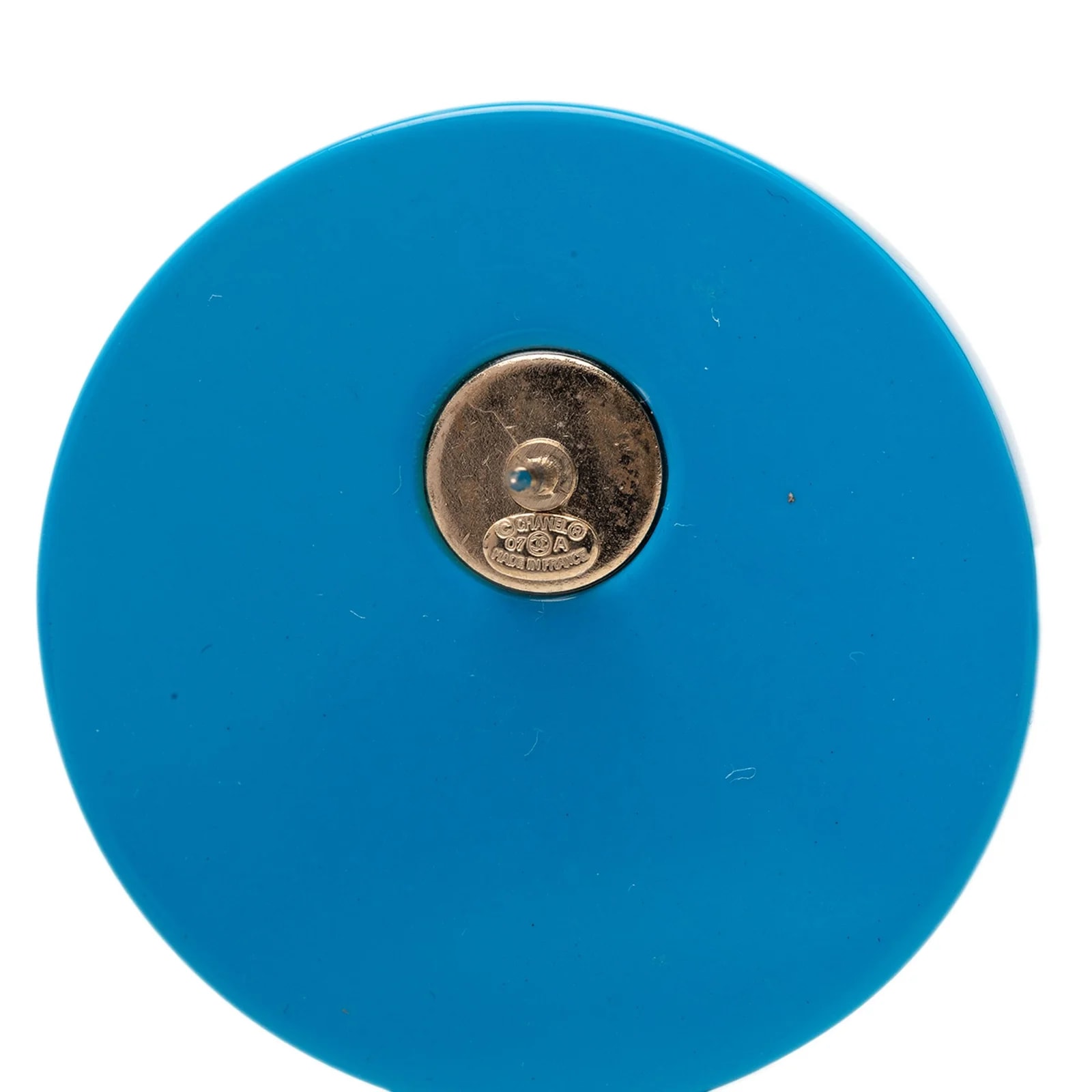 CC Resin Shield Round Brooch 3