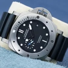 Panerai — Panerai Luminor Submersible PAM01305 47mm 2024 Box & Papers — Watch — resale