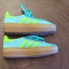 Adidas Gazelle Low Platform Lace Up Athletic 3