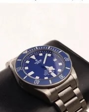 Tudor Pelagos 25600TB Look At the Last 4 Pictures for Scratches on the Bracelet. 4