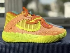 Puma MB.05 Rick & Morty Mismatched Basketball 312130-01 4