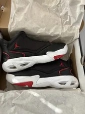 Jordan Max Aura 4 - 10.5 /Uni 3