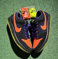 Nike SB — Size 9 - Nike SB Dunk Low Night of Mischief Halloween — Sneaker — resale