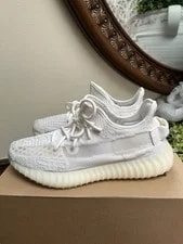Yeezy Boost 350 V2 Size 7 1/2 3