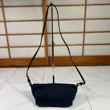 Fendi Mamma Bucket Mini Zip 3