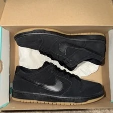 Nike SB — Nike SB Dunk Low Ishod Wair /Gum — Sneaker — resale