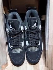 Size 13 - Air Jordan 4 Retro 3