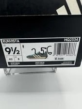 Adidas Runvista Low Top Lace-Up 2