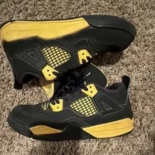 Jordan Air 4 / Mid Top Lace Up Athletic 4