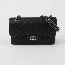 Chanel — Chanel Lamb Classic Small Flap CC A01113 157312237 — Handbag — deal