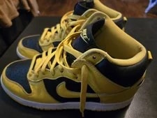Nike Dunk Hi SP Varsity Maize CZ8149-002 High Top Iowa 3