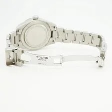 Tudor Black Bay 79030N Dial 4