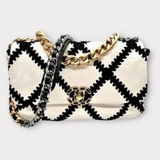 Chanel 19 Crochet Flap Medium Limited Certificate 2