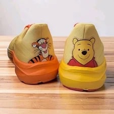 Brooks — Brooks Ghost 17 X Disney Winnie the Pooh Running Walking Shoes — Sneaker — resale
