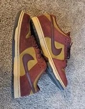 Nike SB Dunk Low Dark Team Flak Dirty Bart 3