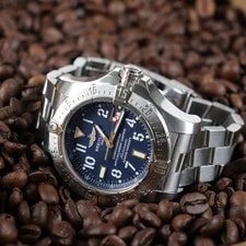 Breitling Avenger Seawolf | 45mm | Automatic | Ref. A17330 2