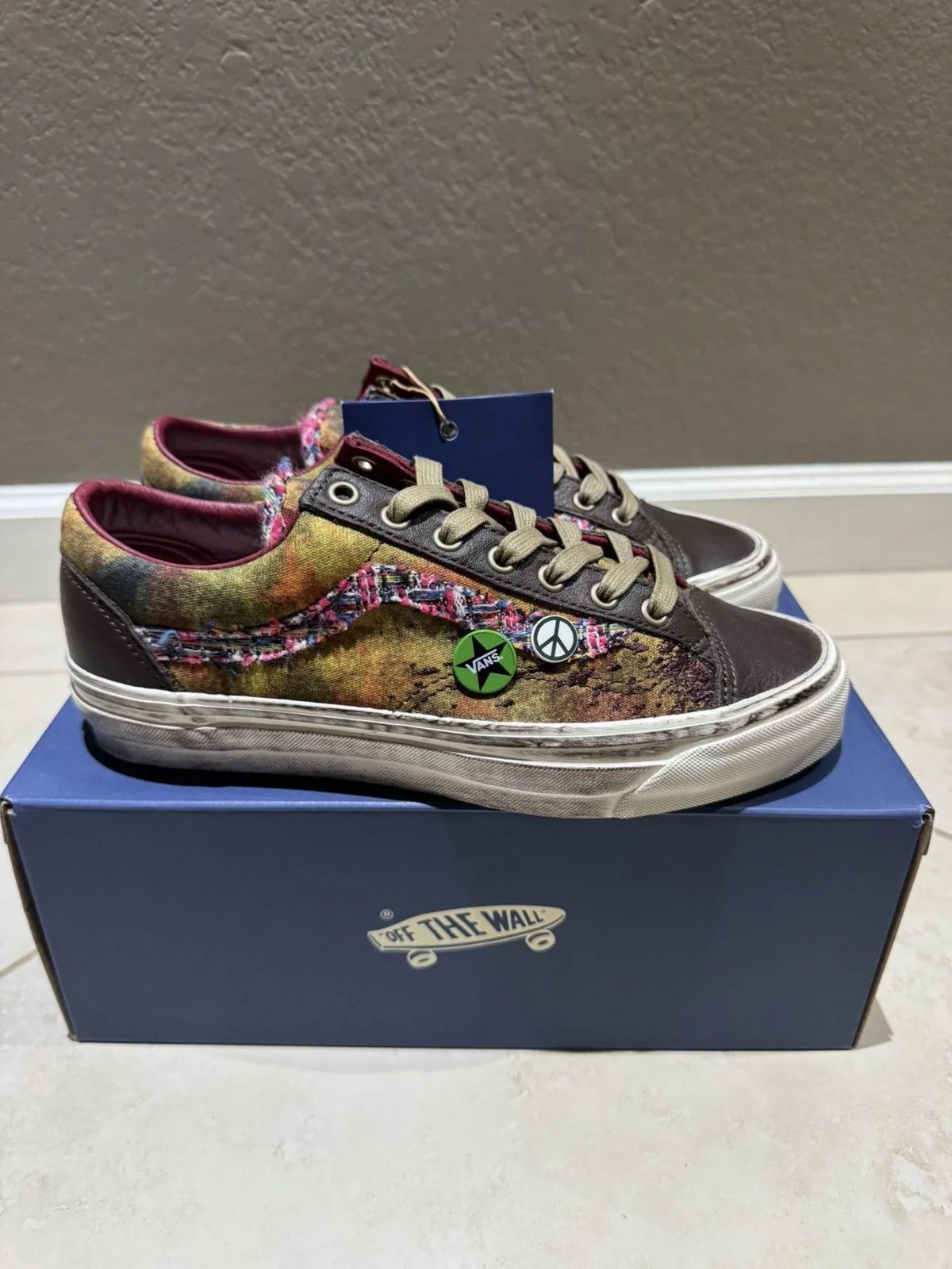 VANS — New* Vans Souvenir 36 Size 8 Chanel Bag Old Skool 36 — Sneaker — resale