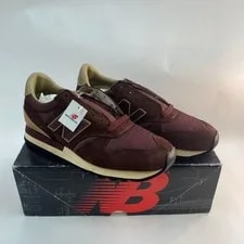 New Balance — 90's New Balance CM770 Cordovan Width D Us8.5 — Sneaker — resale