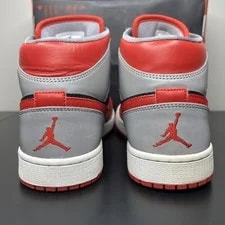 Size 11 - Jordan 1 Mid 3