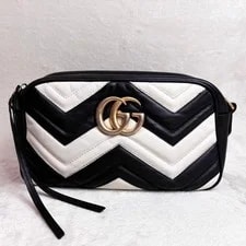 Gucci , GG Marmont 447632 2