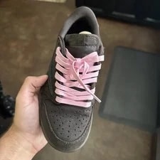 Travis Scott Size 3