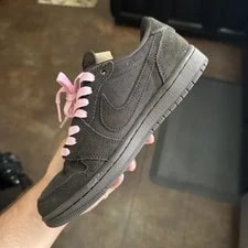 Travis Scott Size 4