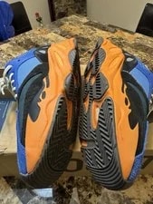 Yeezy 700 Bright Size 10 Used in Great Condition 3