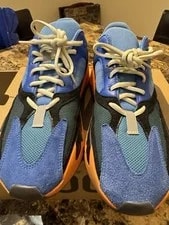 Yeezy 700 Bright Size 10 Used in Great Condition 4