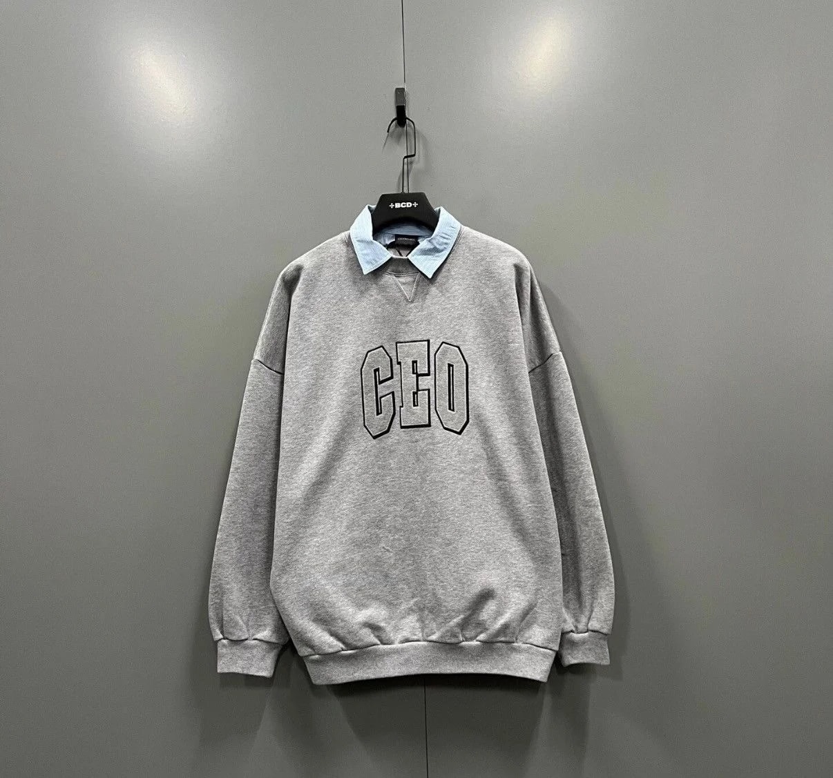 Balenciaga — Balenciaga 2025 CEO Team Logo Embroidered Sweatshirt J41 — streetwear — resale