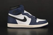 Size 5- Air Jordan 1 Retro OG High 4