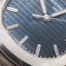 Patek Philippe Nautilus 5711 / 1P-001 Platinum 40mm Automatic 1976 #KMW063 3