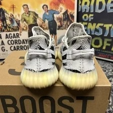 Size 11.5 - Yeezy 350 v2 " 4