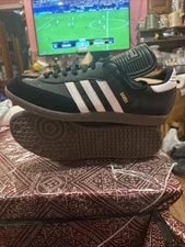 Adidas Originals — Adidas Originals Samba Classic 2002 Indoor Soccer Shoes (034563) ’s — Sneaker — resale